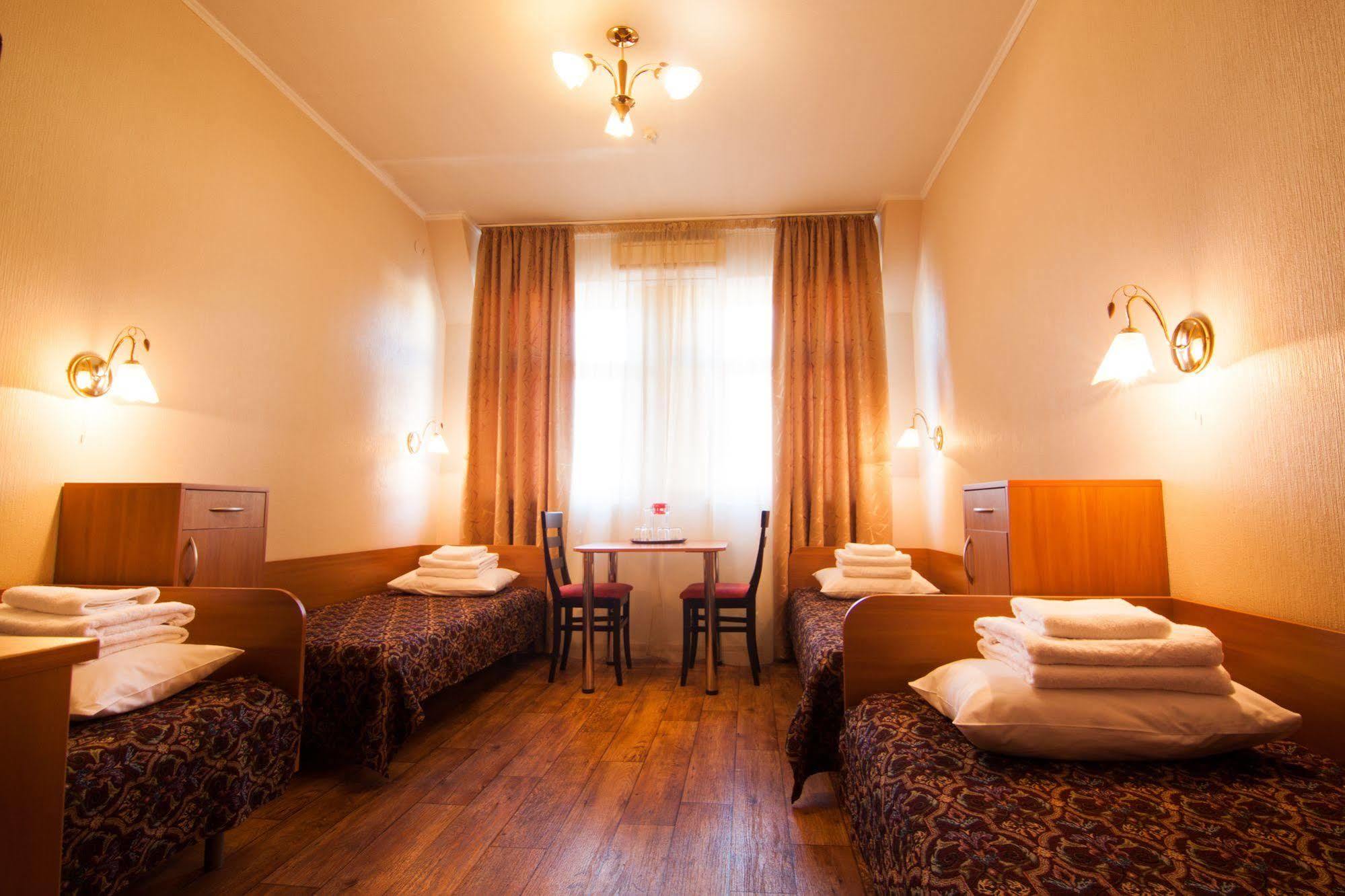 Mini-Hotel On Geroiv Energetykiv Street 18 Kiev Buitenkant foto
