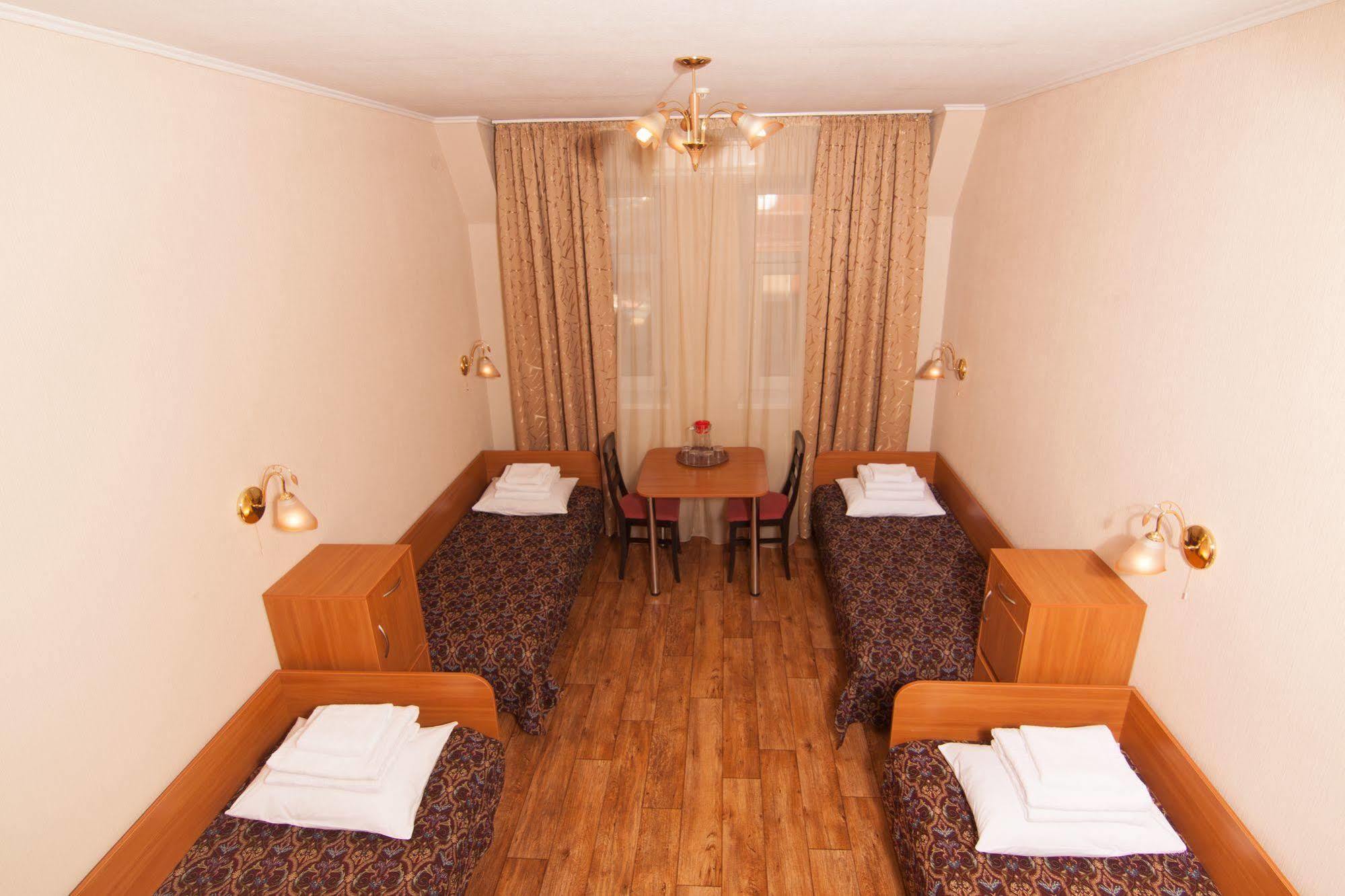Mini-Hotel On Geroiv Energetykiv Street 18 Kiev Buitenkant foto