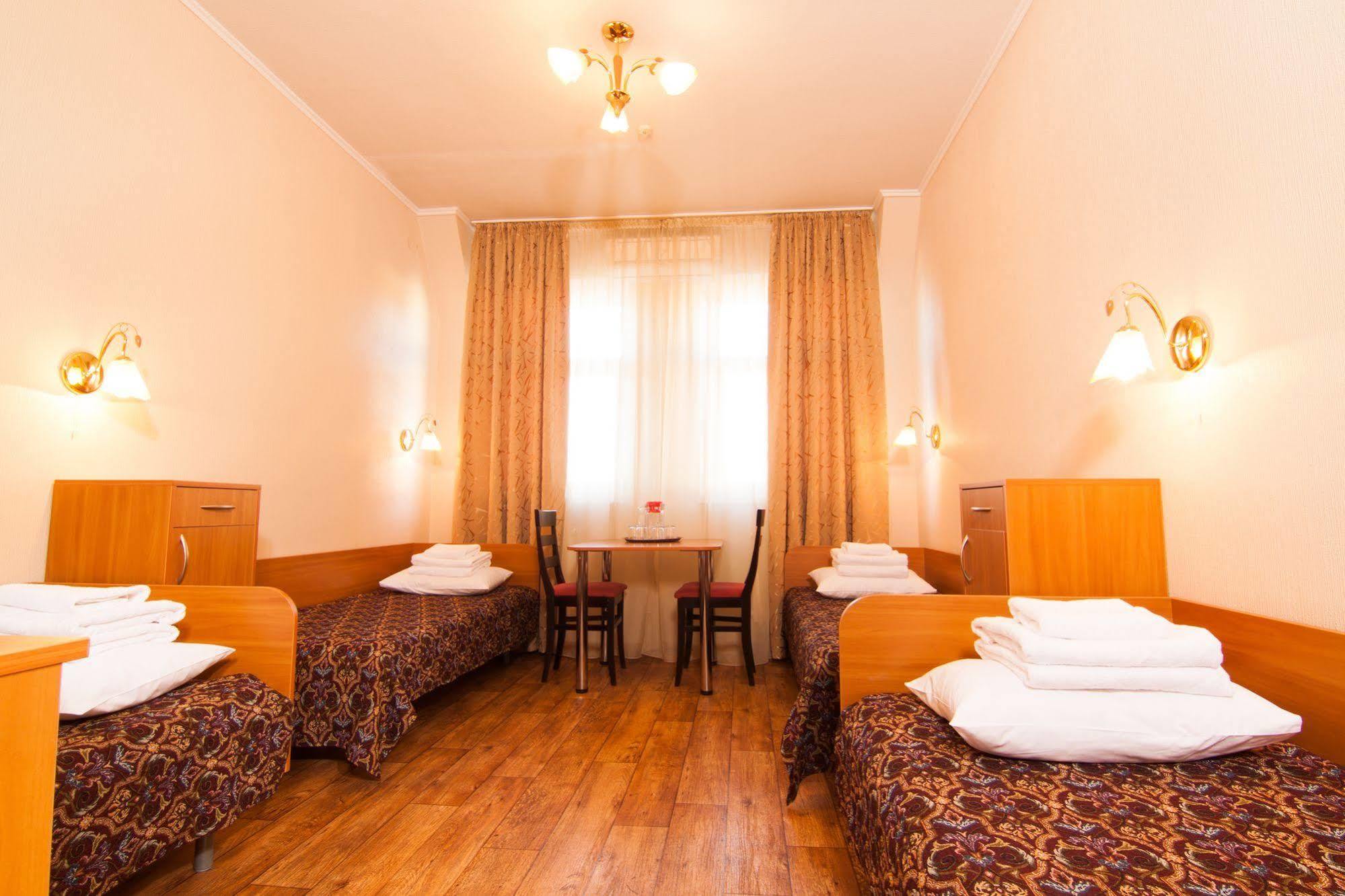 Mini-Hotel On Geroiv Energetykiv Street 18 Kiev Buitenkant foto