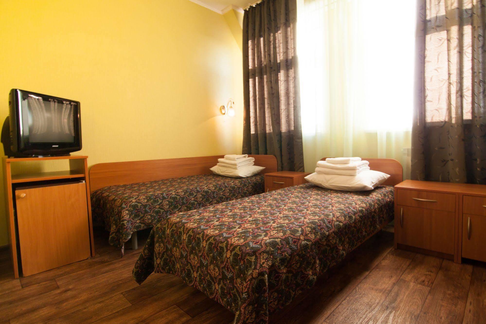 Mini-Hotel On Geroiv Energetykiv Street 18 Kiev Buitenkant foto